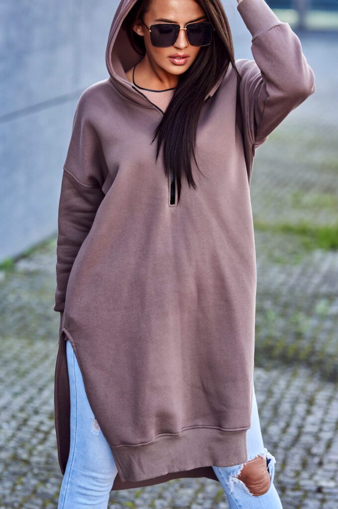 Bluza ocieplana z rozcięciami na bokach z zamkiem MOCCA