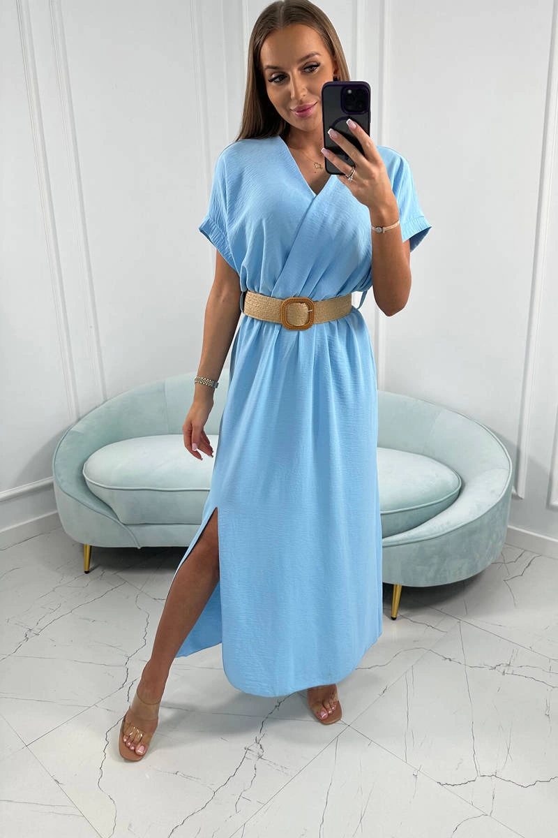 Sukienka długa z ozdobnym paskiem niebieska
