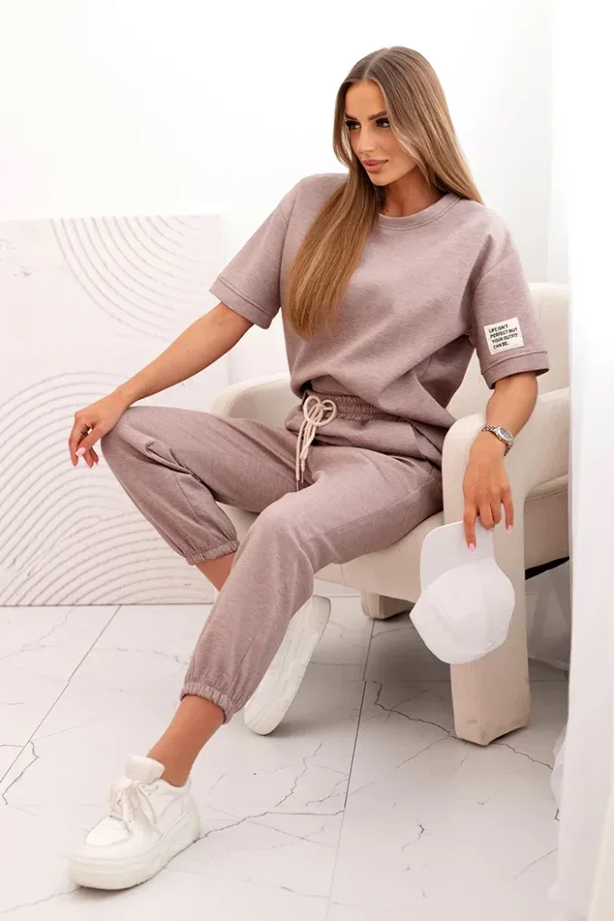 Komplet damski z wiskozy masełko z krótkim rękawem i spodniami beżowy melanż