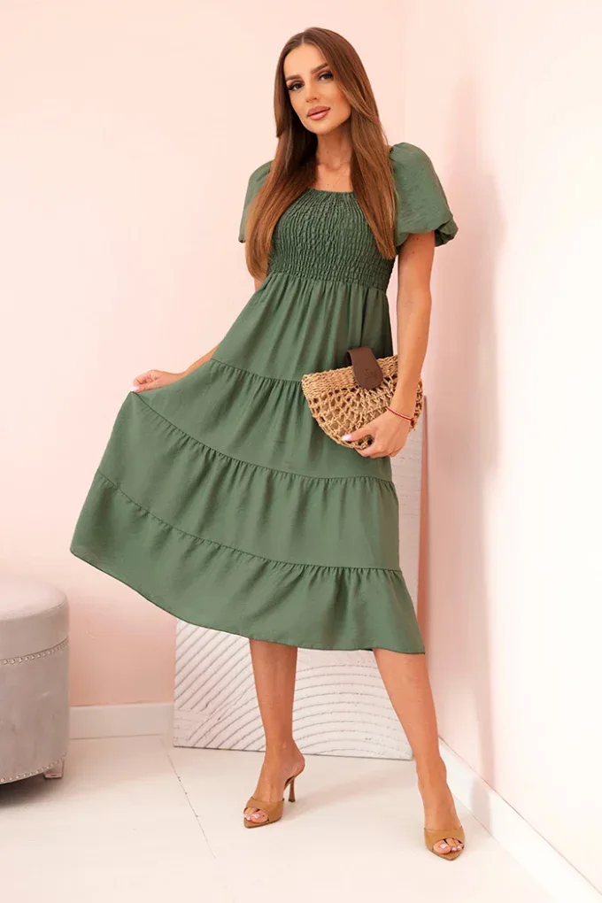Sukienka damska wiskozowa z bufiastym rękawem i marszczoną górą khaki