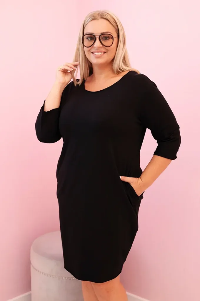 Sukienka damska Plus Size z bawełną o prostym kroju i rękawem 3/4 czarna