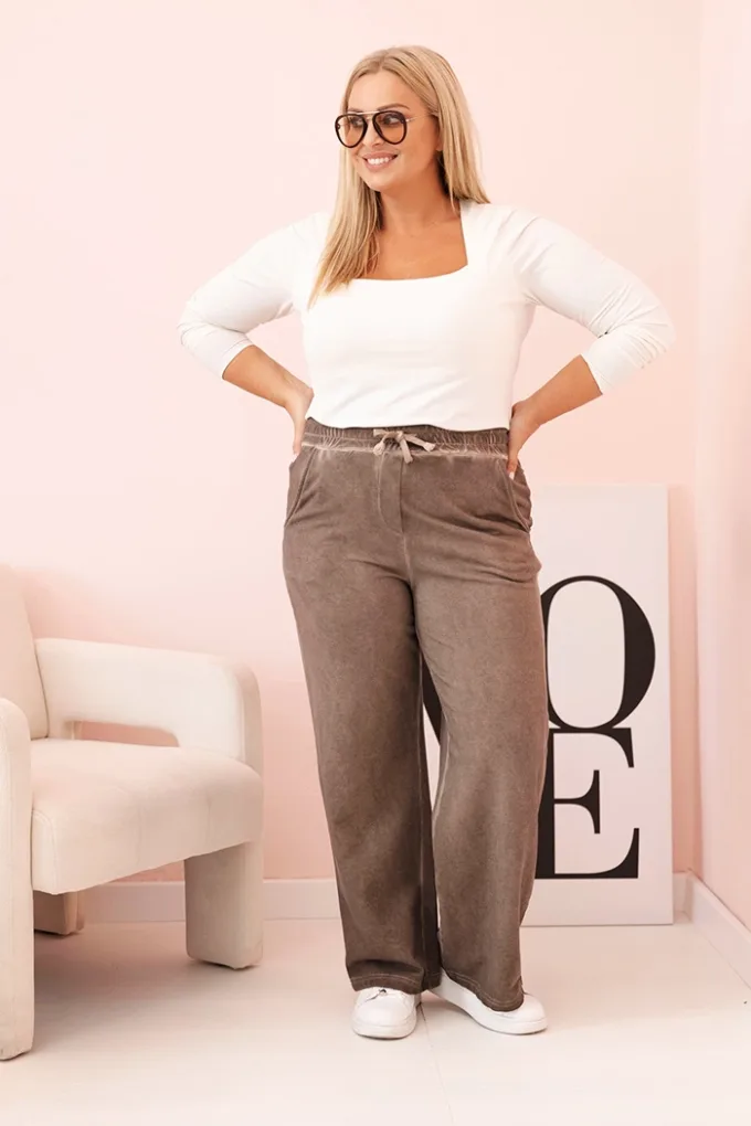 Spodnie damskie Plus Size z wiskozą o szerokiej nogawce i elastycznym pasie brązowe