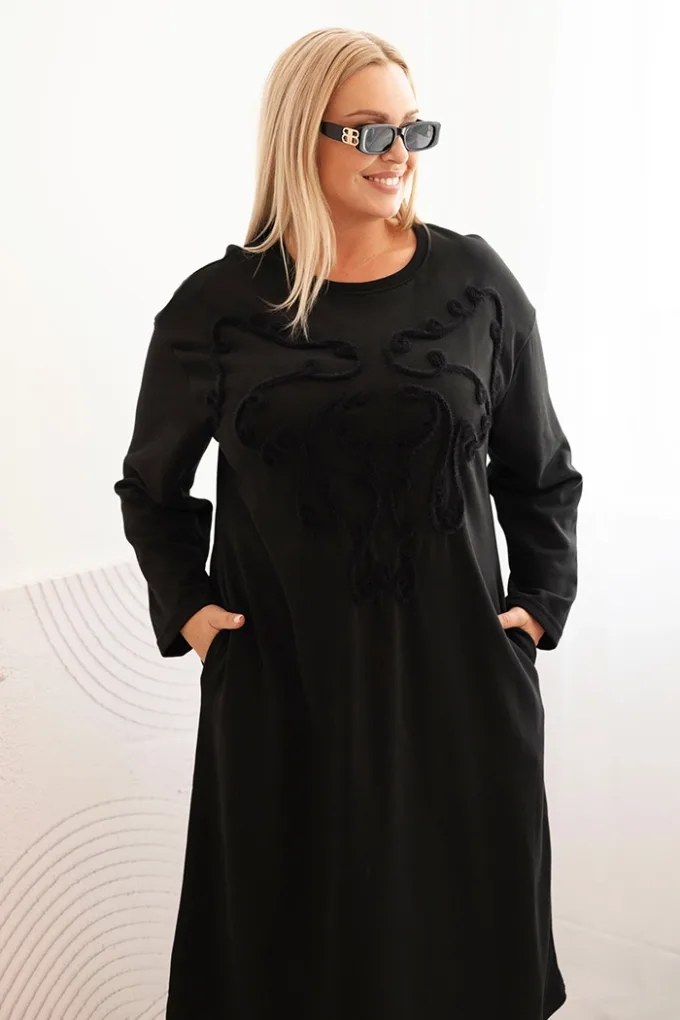 Sukienka damska Plus Size z haftem bawełniana czarna