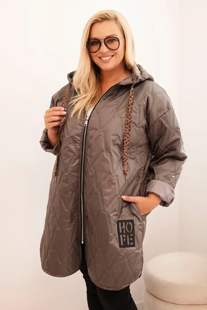 Moda damska plus size – przewodnik po najmodniejszych ubraniach w dużych rozmiarach