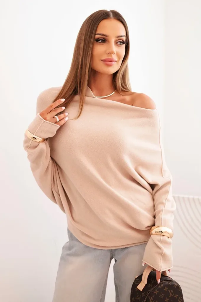 Sweter damski wiskozowy asymetryczny typu nietoperz beżowy