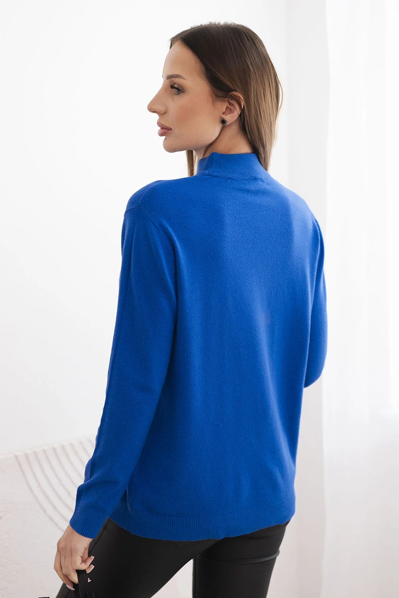 Sweter damski Plus Size z wiskozy z golfem chabrowy - obrazek 3