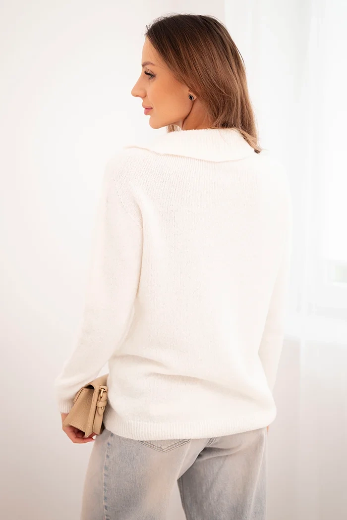 Sweter damski z baby alpaki z kołnierzem i dekoltem V ecru - obrazek 4