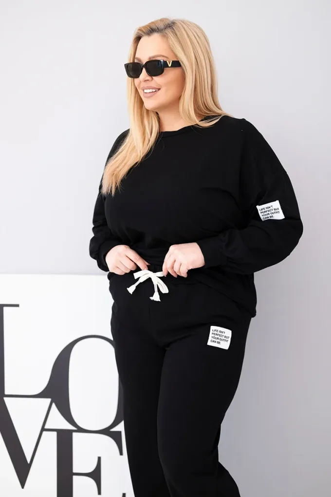 Komplet damski Plus Size bawełniany z luźną bluzą i spodniami z szeroką nogawką czarny