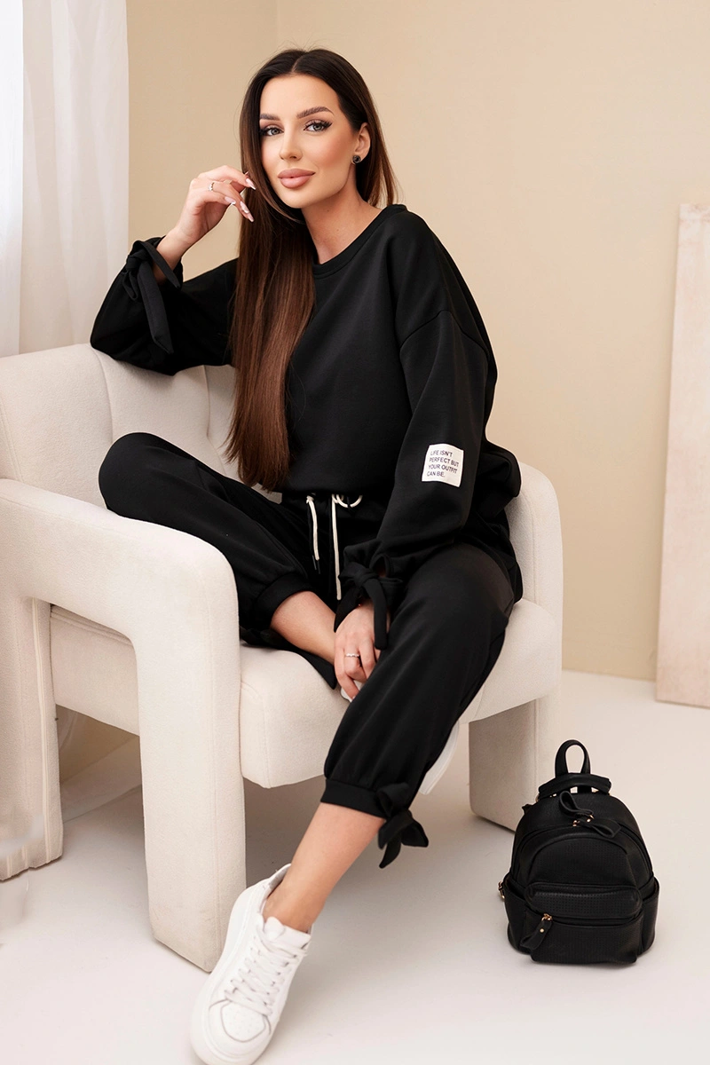 Komplet damski masełkowy z wiskozy z wiązaniami czarny
