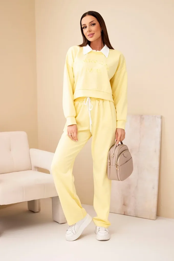 Komplet damski masełko bluza z kołnierzykiem i proste spodnie żółty