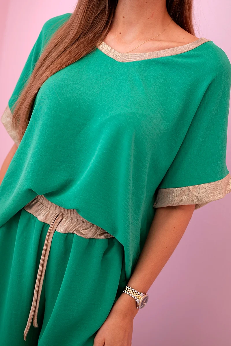 Komplet z wiskozy ze złotym obszyciem zielony - obrazek 4