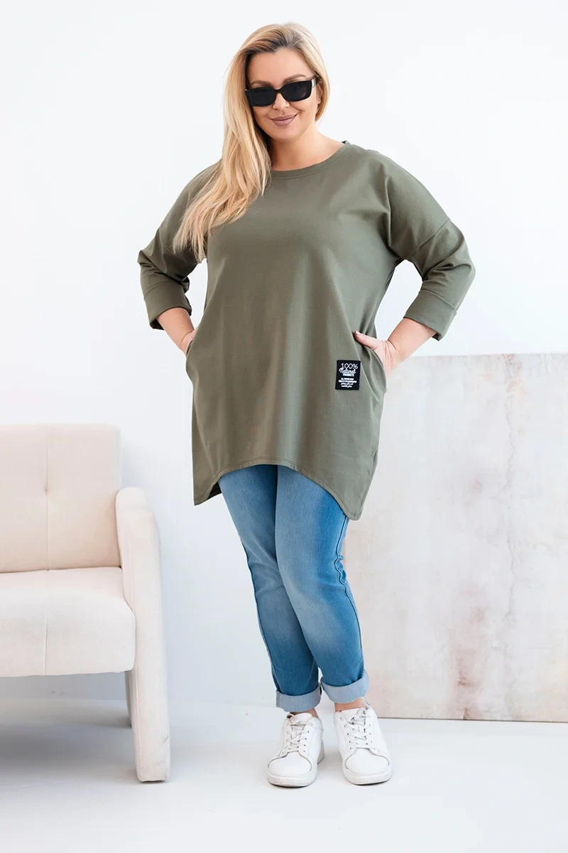 Bluzka damska Plus Size z dłuższym tyłem i długim rękawem khaki - obrazek 2