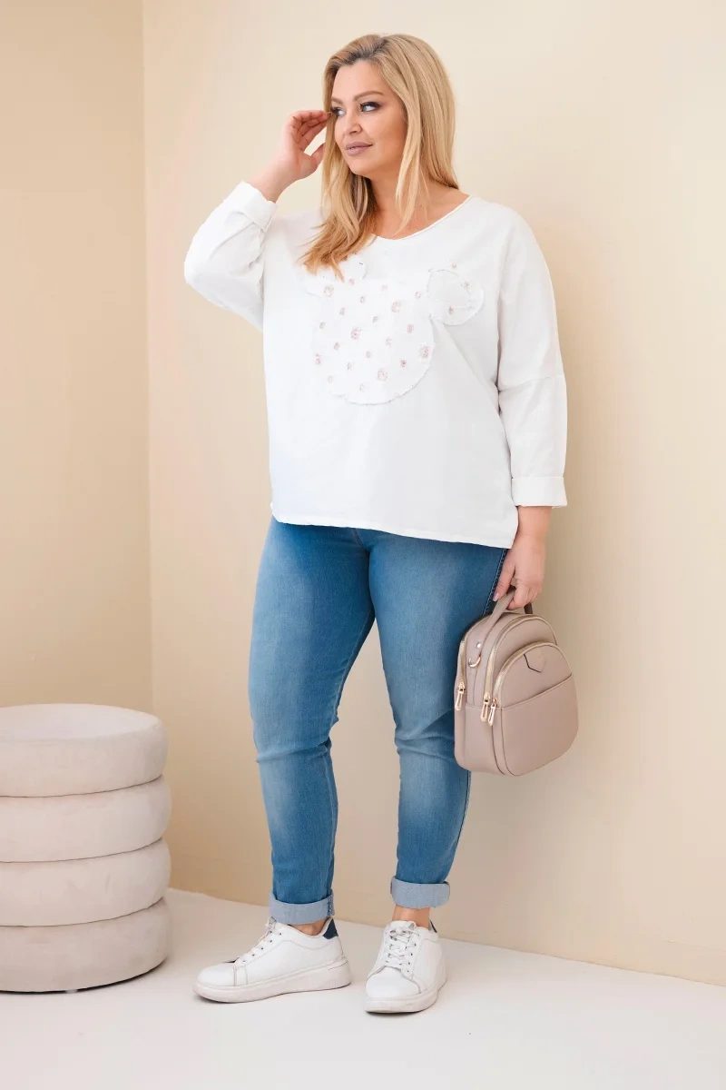 Bluzka damska bawełniana Plus Size z dekoltem V biała - obrazek 3