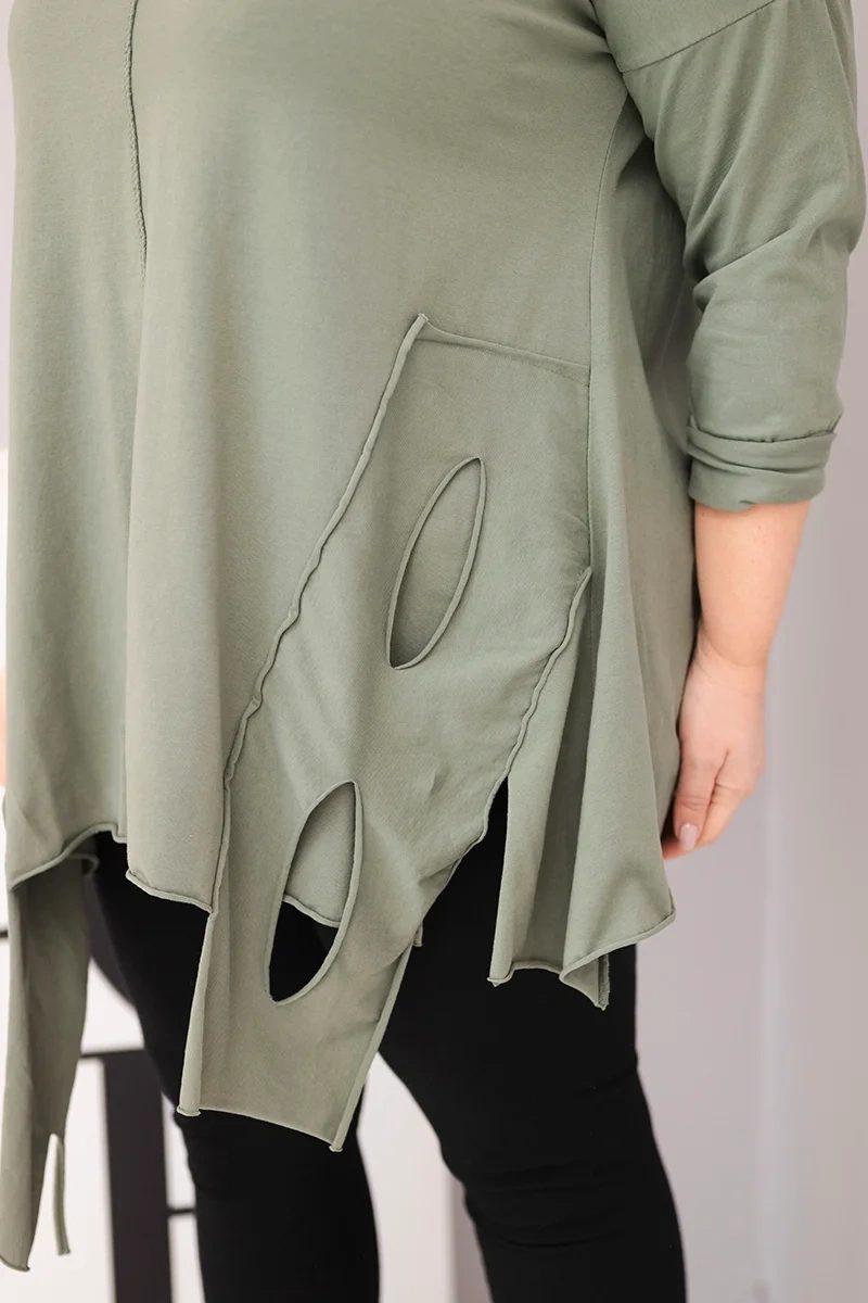 Bluzka damska bawełniana Plus Size z asymetrycznym dołem i wycięciami khaki - obrazek 4
