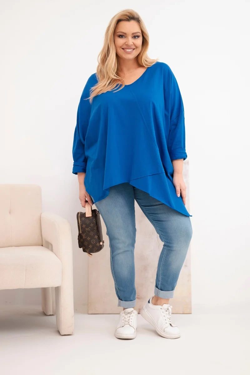 Bluzka damska bawełniana Plus Size z asymetrycznym dołem i dekoltem V chabrowa - obrazek 2