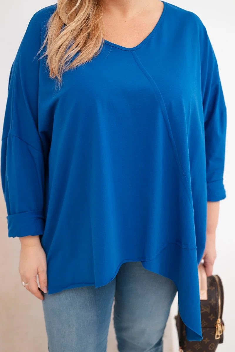 Bluzka damska bawełniana Plus Size z asymetrycznym dołem i dekoltem V chabrowa - obrazek 4