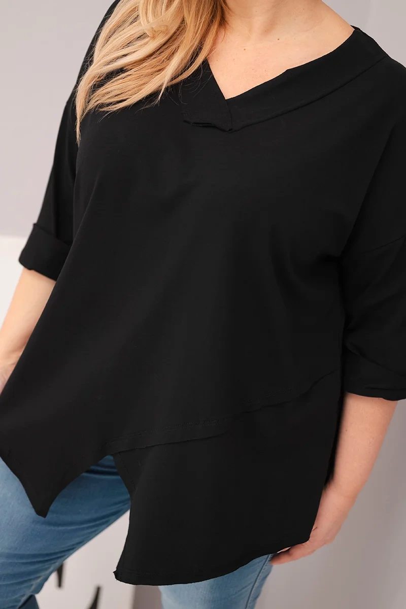 Bluzka damska bawełniana Plus Size z głębokim dekoltem V i asymetrycznym dołem czarna - obrazek 4
