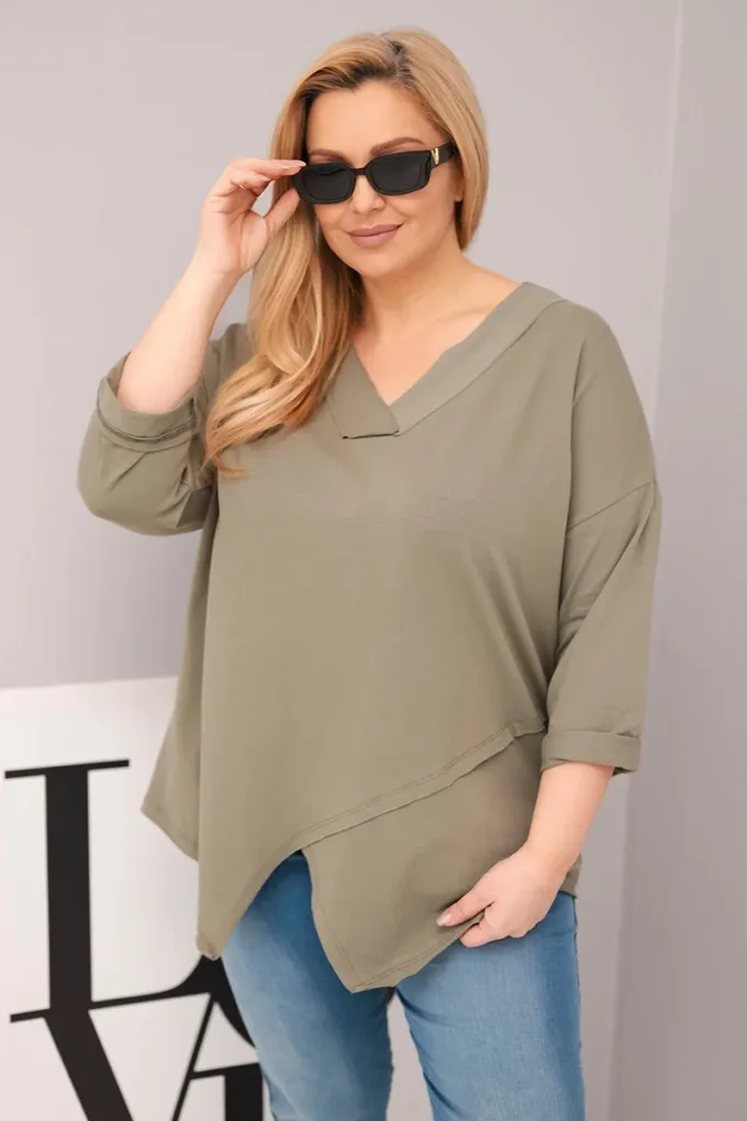 Bluzka damska bawełniana Plus Size z głębokim dekoltem V i asymetrycznym dołem khaki