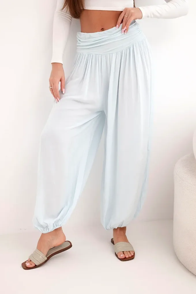 Spodnie damskie wiskozowe z szeroką nogawką i marszczeniami niebieskie