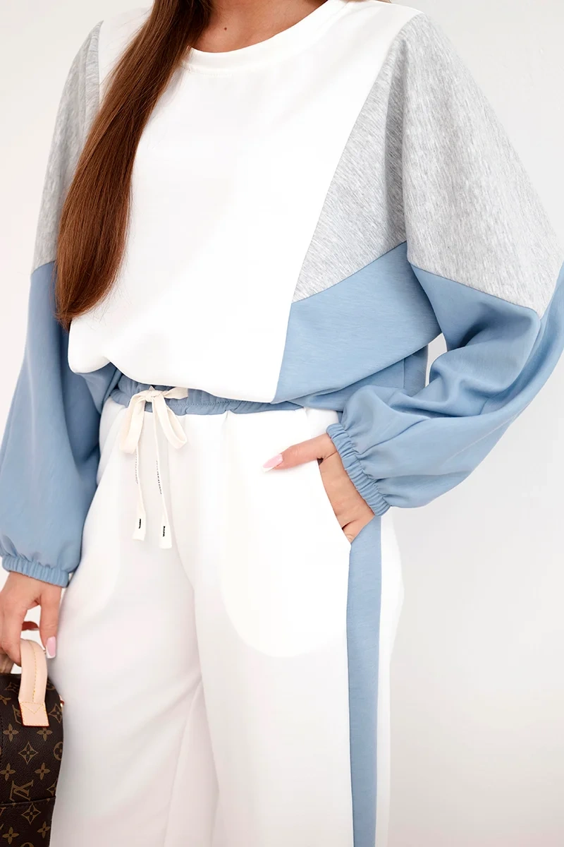 Komplet damski masełko z luźną bluzą i spodniami z szeroką nogawką jeansowy - obrazek 4