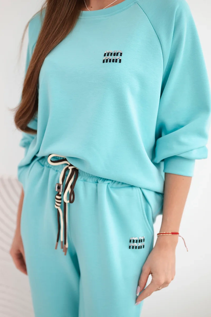 Komplet damski masełkowy z wiskozy z bluzą i spodniami turkusowy - obrazek 3