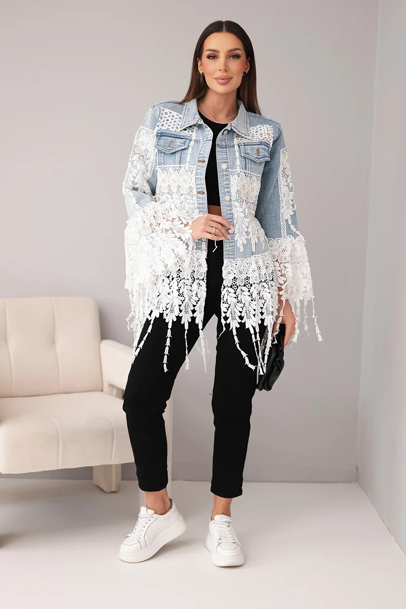 Kurtka jeansowa damska bawełniana z koronką i frędzlami jasno jeansowa - obrazek 2