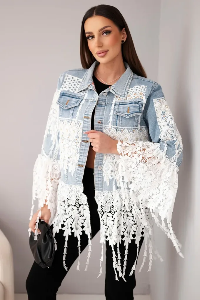 Kurtka jeansowa damska bawełniana z koronką i frędzlami jasno jeansowa