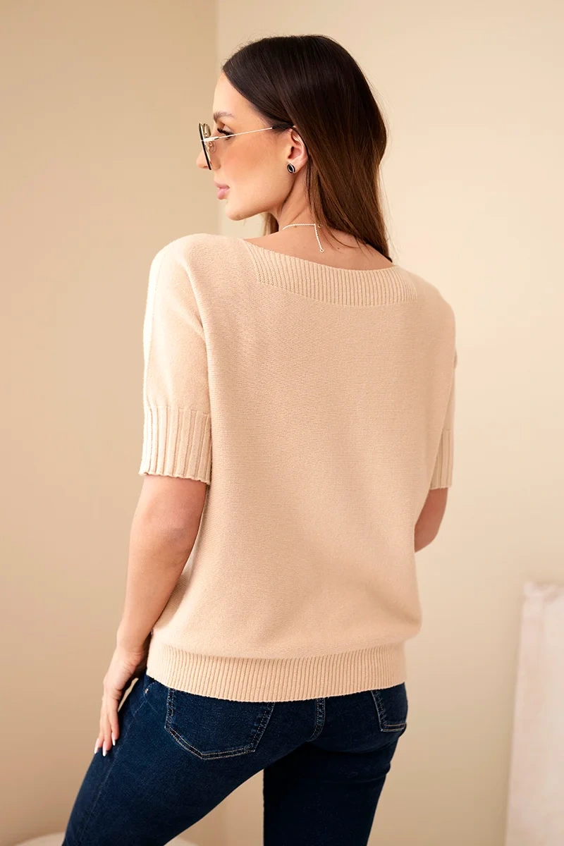 Sweter damski z wiskozy z krótkim rękawem jasno camelowy - obrazek 4