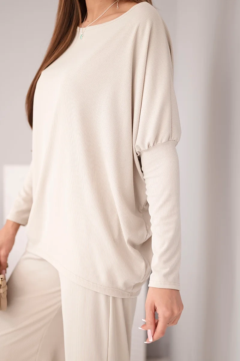 Komplet damski wiskozowy z luźną bluzką i spodniami beżowy - obrazek 4