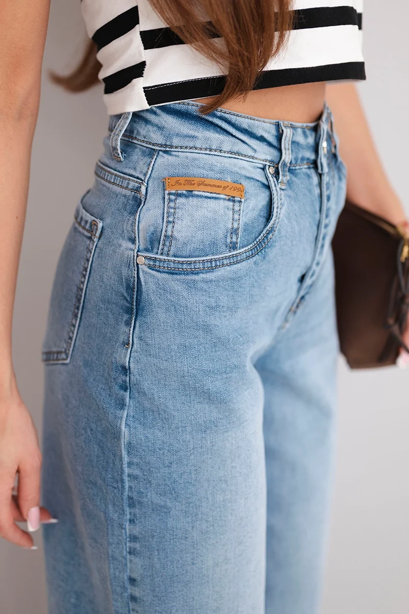 Spodnie damskie skater z wysokim stanem i luźną nogawką jeansowe - obrazek 3