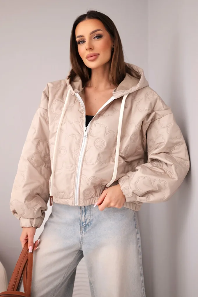 Kurtka damska pikowana z kapturem i ozdobnym tłoczeniem kwiatowym ciemno beżowa