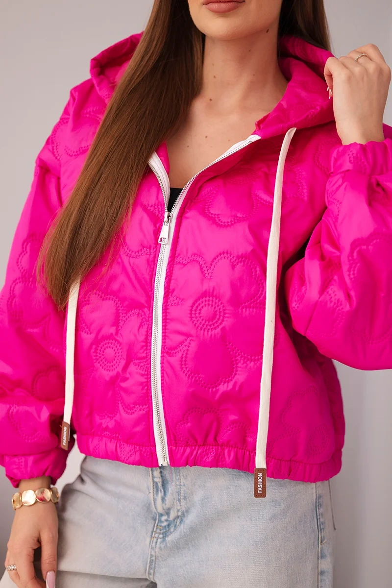 Kurtka damska pikowana z kapturem i ozdobnym tłoczeniem kwiatowym fuksja - obrazek 4