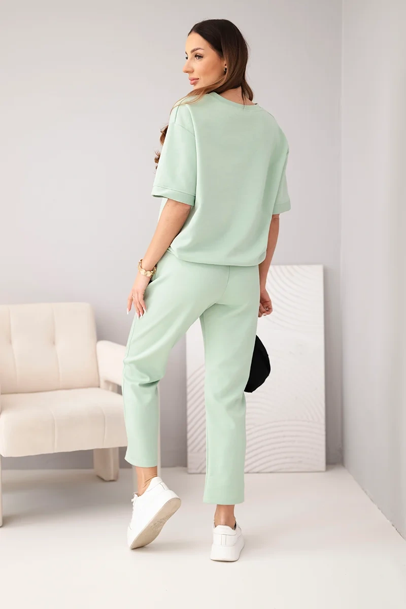 Komplet damski wiskozowy masełko z krótkim rękawem i spodniami z podwijaną nogawką ciemny miętowy - obrazek 3