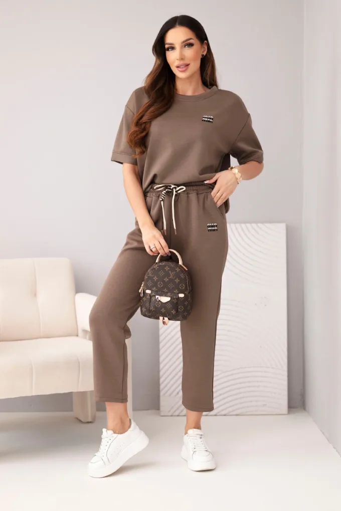 Komplet damski wiskozowy masełko z krótkim rękawem i spodniami z podwijaną nogawką mocca