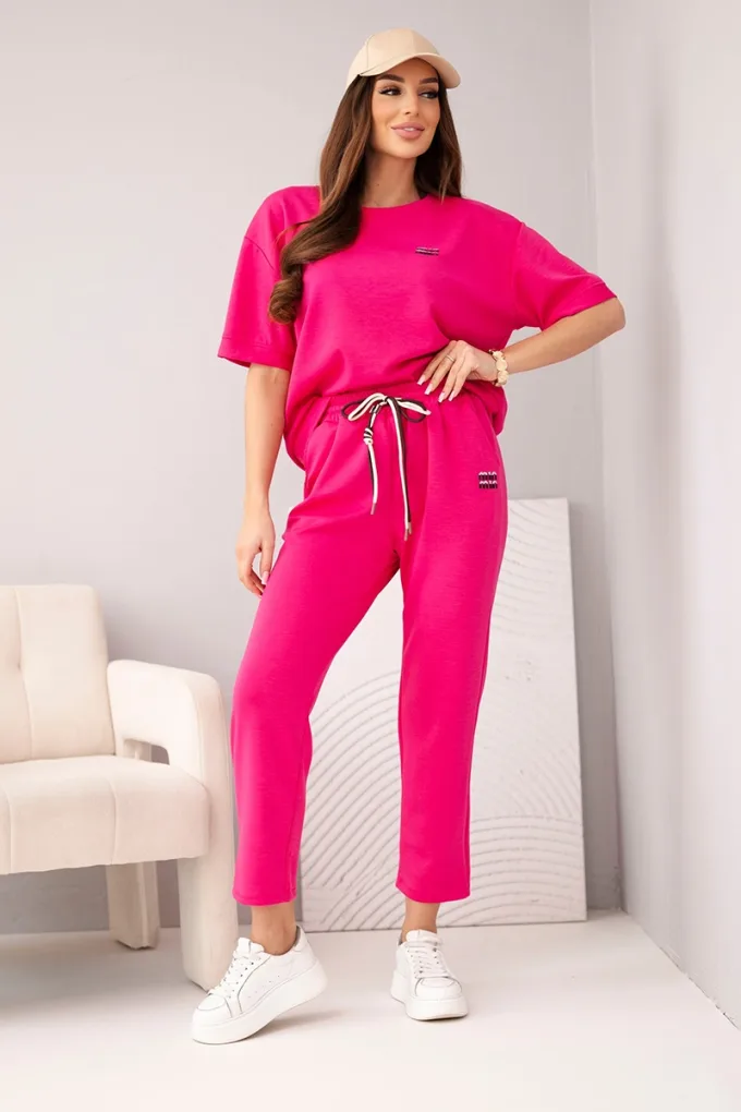 Komplet damski wiskozowy masełko z krótkim rękawem i spodniami z podwijaną nogawką fuksja