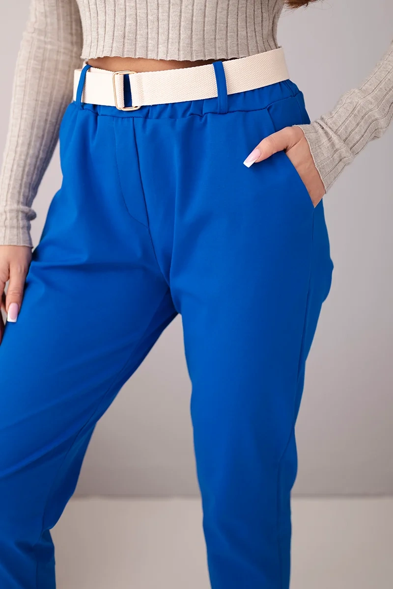 Spodnie damskie bawełniane z paskiem i podwijaną nogawką chabrowe - obrazek 4