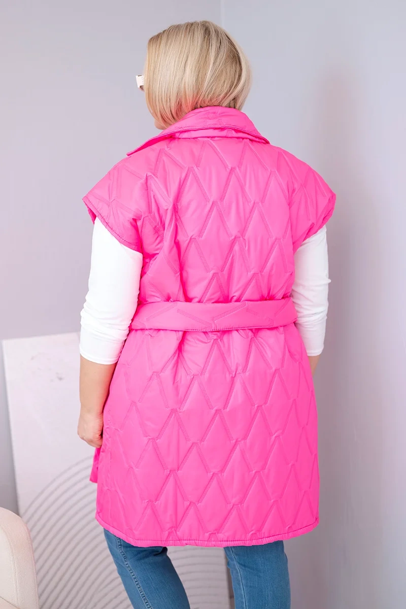 Kamizelka damska Plus Size pikowana z paskiem i kołnierzem różowy neon - obrazek 3