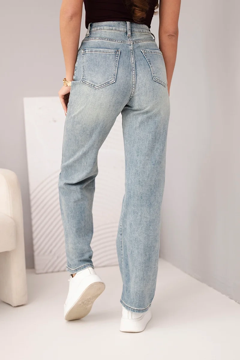 Spodnie damskie z szeroką nogawką i przetarciami jeansowe - obrazek 4