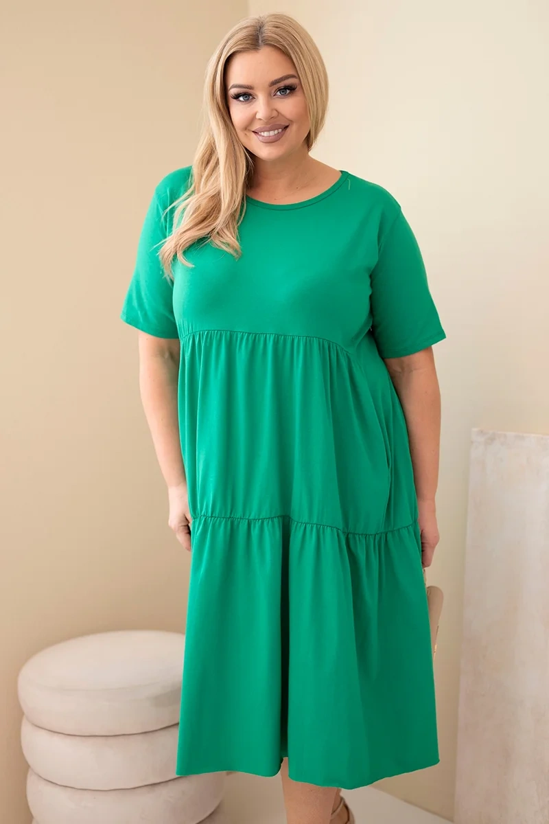 Sukienka damska bawełniana Plus Size z krótkim rękawem i falbaną zielona