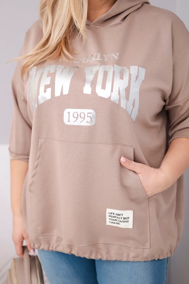 Bluza damska Plus Size wiskozowa z kapturem i kieszenią kangurką fango - obrazek 4