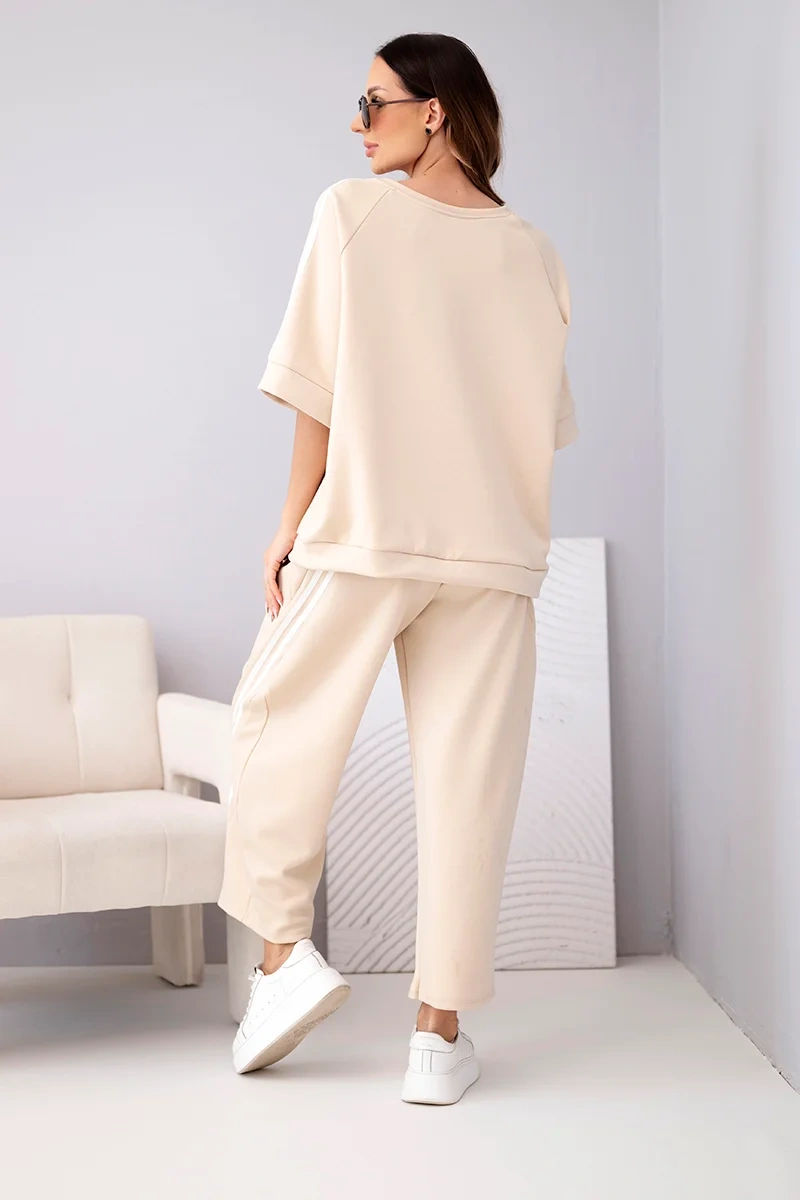 Komplet damski masełkowy z wiskozy bluza i spodnie z lampasami beżowy - obrazek 3