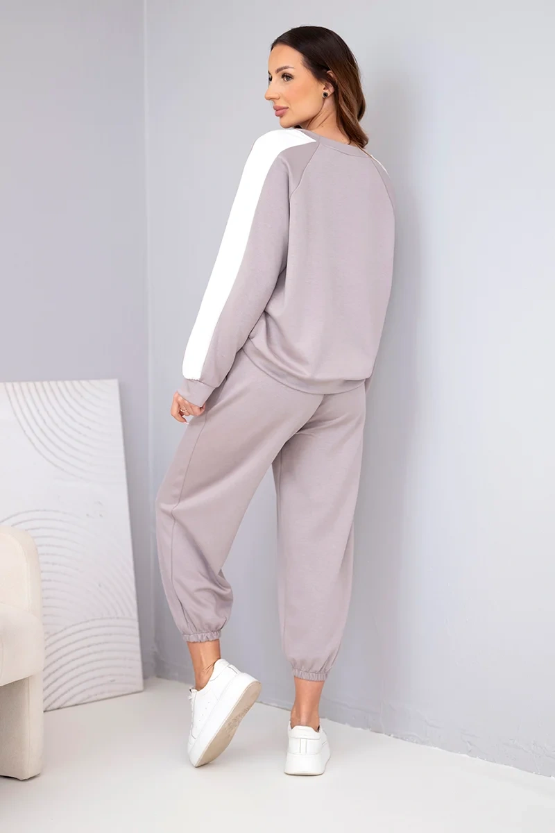 Komplet damski masełkowy z lampasem i ściągaczem fango - obrazek 3