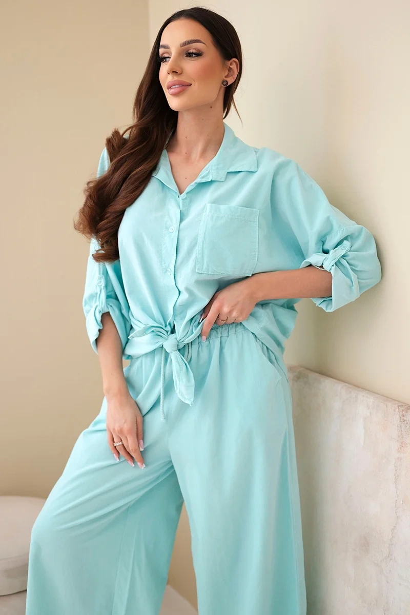 Komplet damski sztruksowy z wiązaną koszulą i szerokimi nogawkami miętowy