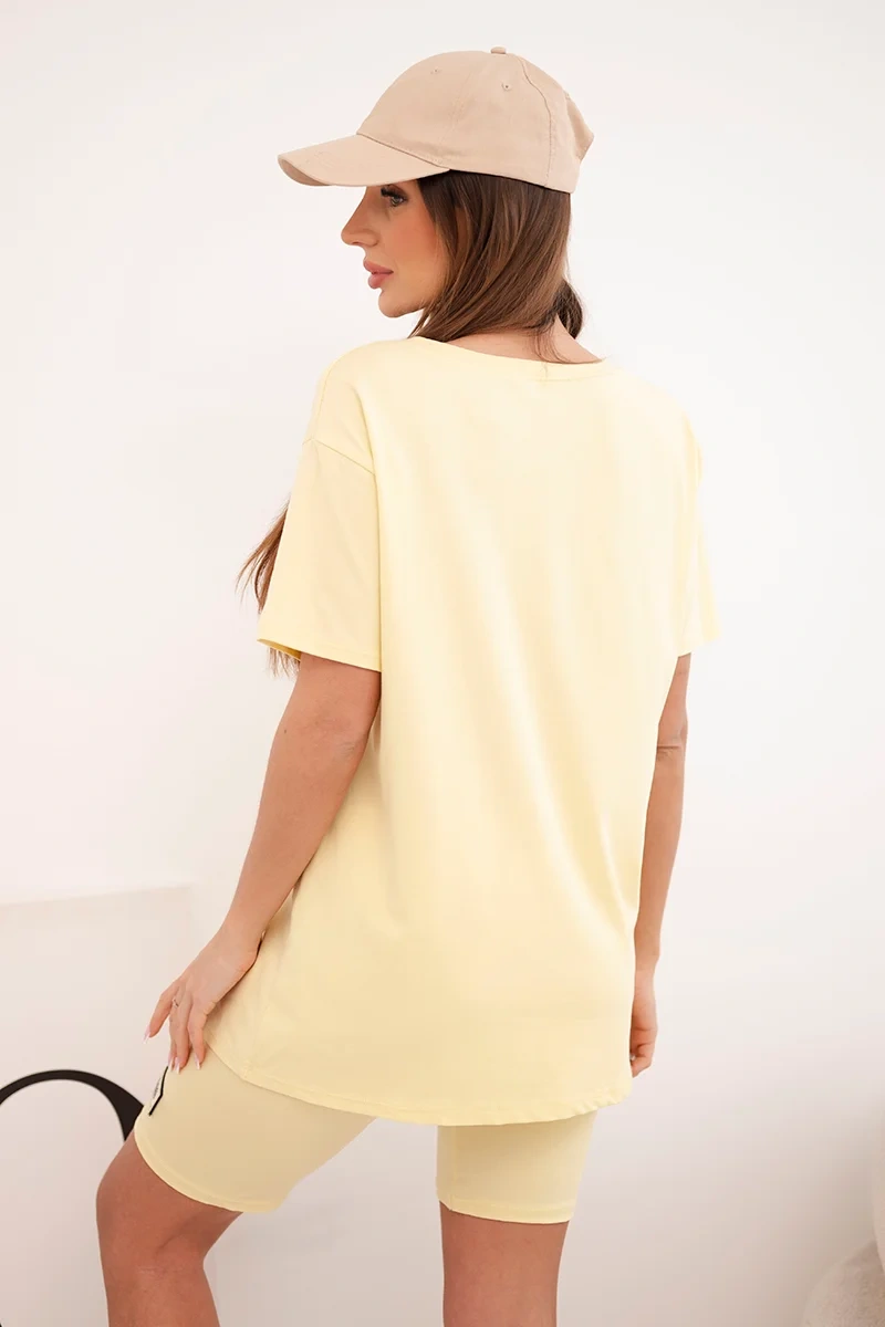 Komplet damski bawełniany z krótkim rękawem i szortami żółty - obrazek 3