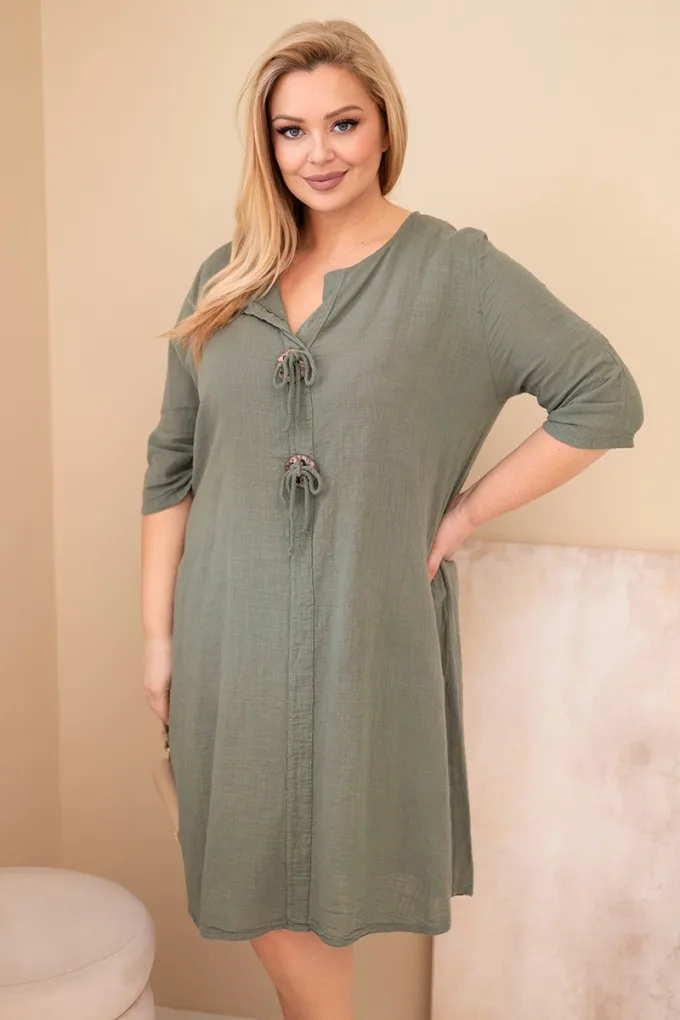 Sukienka damska bawełniana Plus Size z wiązaniem przy dekolcie khaki