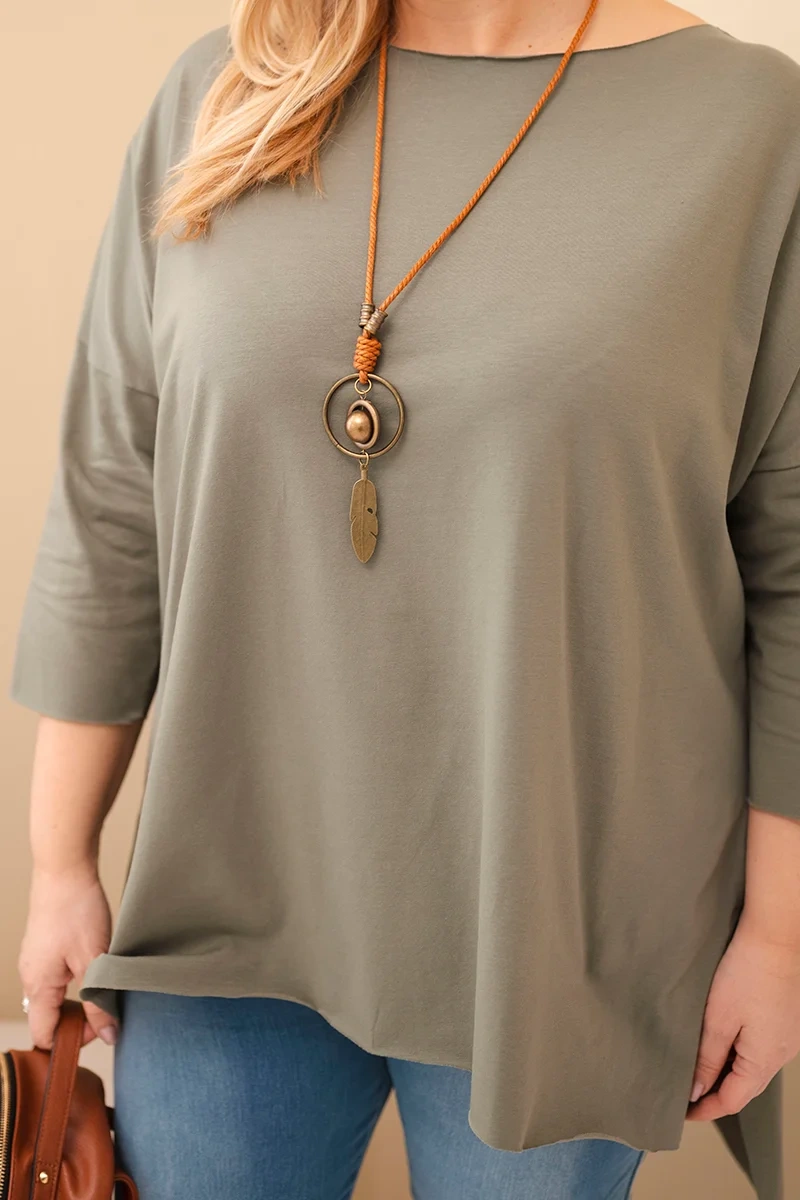 Bluzka damska bawełniana Plus Size asymetryczna z naszyjnikiem khaki - obrazek 2
