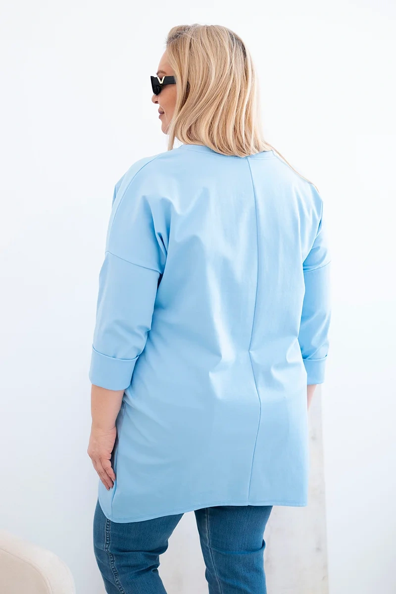 Bluzka damska Plus Size z dłuższym tyłem i długim rękawem niebieska - obrazek 3