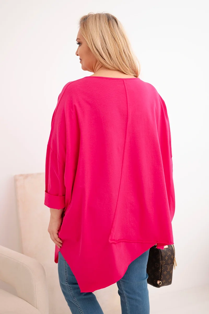 Bluzka damska bawełniana Plus Size z asymetrycznym dołem i dekoltem V fuksja - obrazek 3