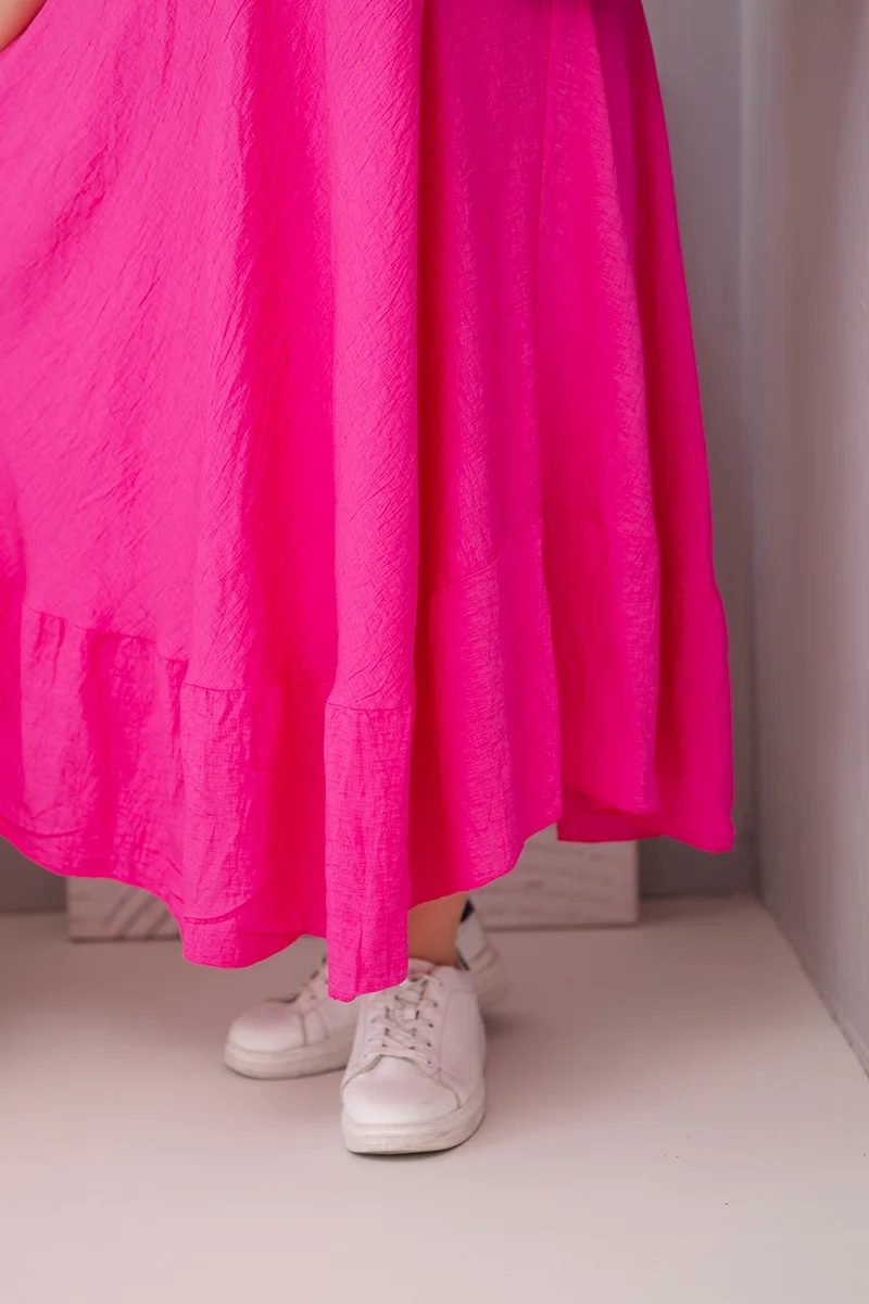 Sukienka damska plus size z krótkim rękawem i falbaną z lekkiej wiskozy fuksja - obrazek 4