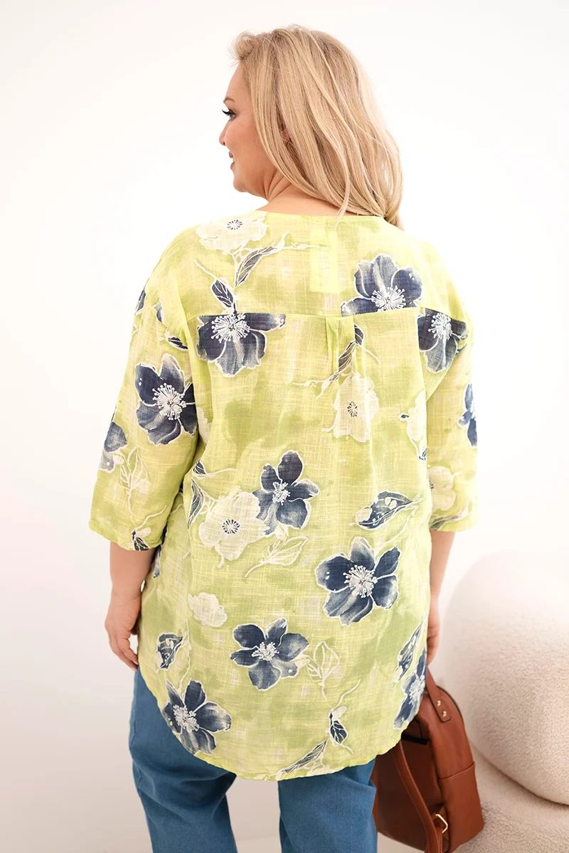 Bluzka damska bawełniana Plus Size w kwiatowy wzór jasno zielona - obrazek 3